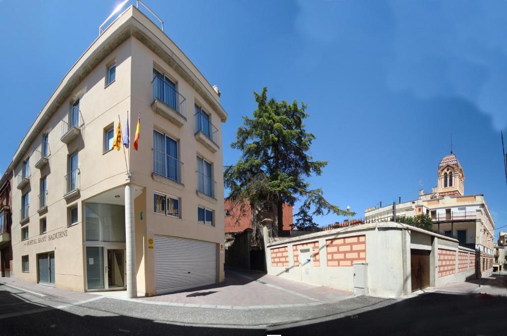 Hostal Sant Sadurni Sant Sadurni d'Anoia Exterior photo